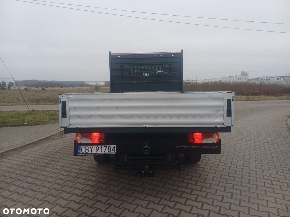Mercedes-Benz Sprinter - 16