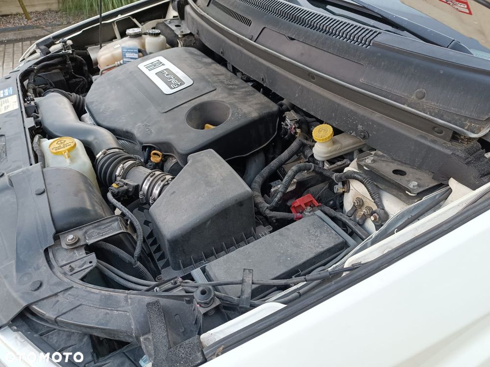 Fiat Freemont 2.0 Multijet 16V DPF Automatik Allrad Cross - 25