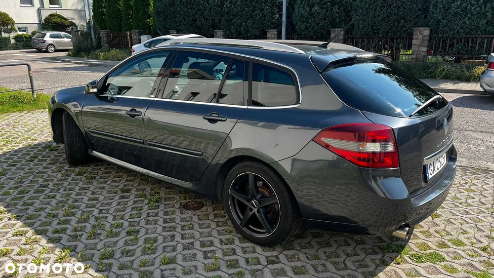 Renault Laguna - 1