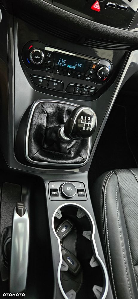 Ford Kuga 2.0 TDCi Titanium S - 13