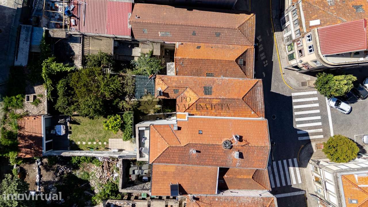 Prédio com Potencial na Rua do Bonjardim – Coração da Baixa do Porto - Grande imagem: 5/43