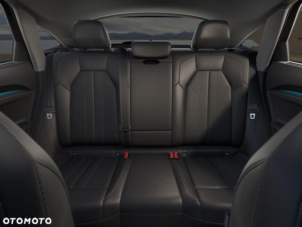 Audi Q5 Sportback TDI mHEV 150 kW Quattro S tronic - 12