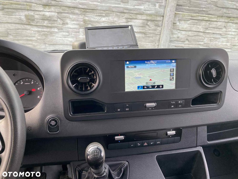 Mercedes-Benz SPRINTER * 2020r * Tylko 129.000km ! * HAK 3.5 T - 19