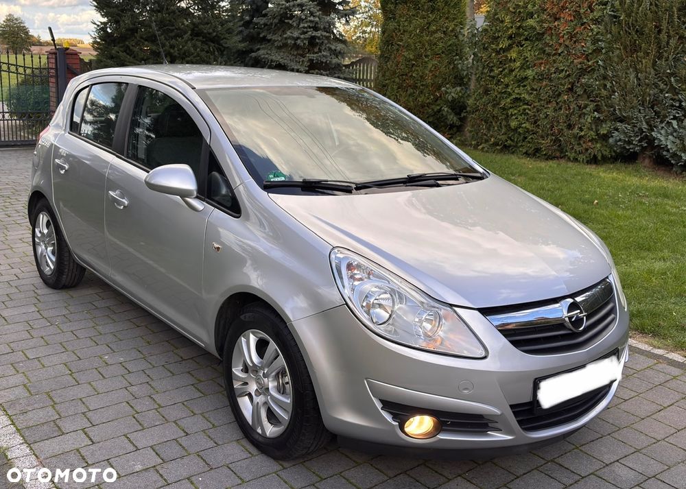 Opel Corsa 1.4 16V Cosmo - 6