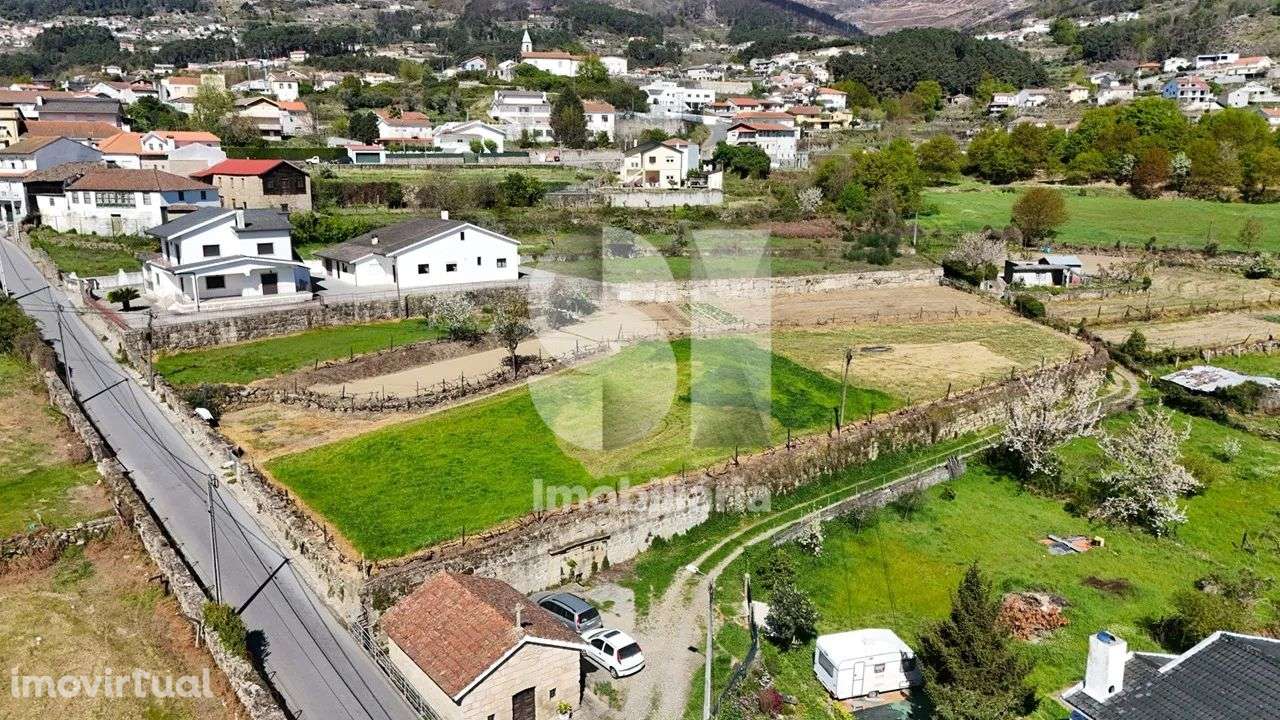 Terreno Urbanizável - Grande imagem: 2/13