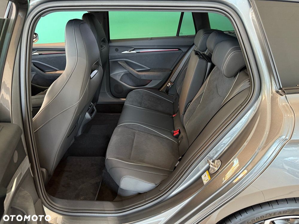 Skoda Superb 2.0 TSI Sportline DSG - 12