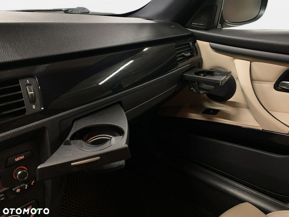 BMW Seria 3 - 36