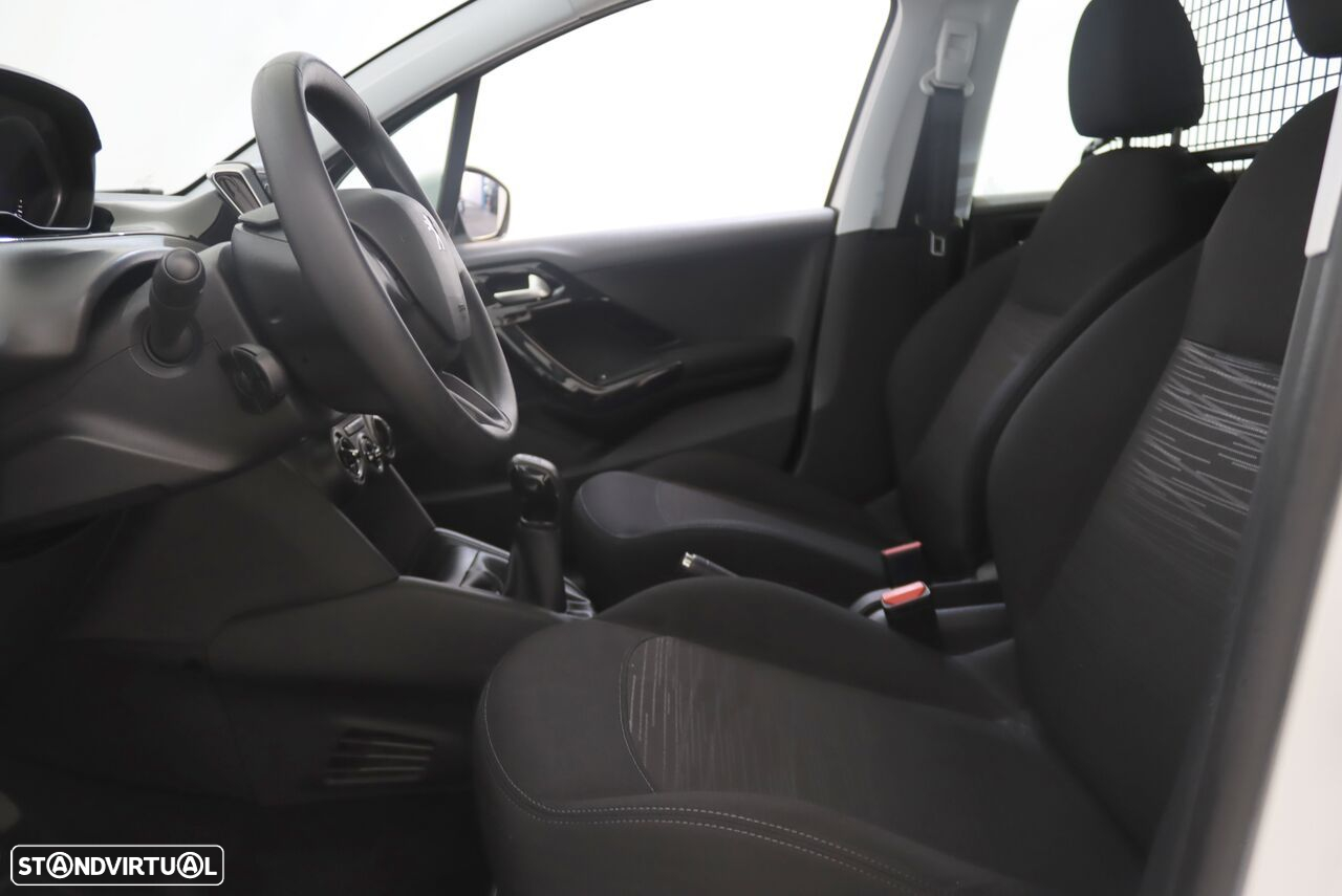 Peugeot 208 Van 1.5 BlueHDi - 4