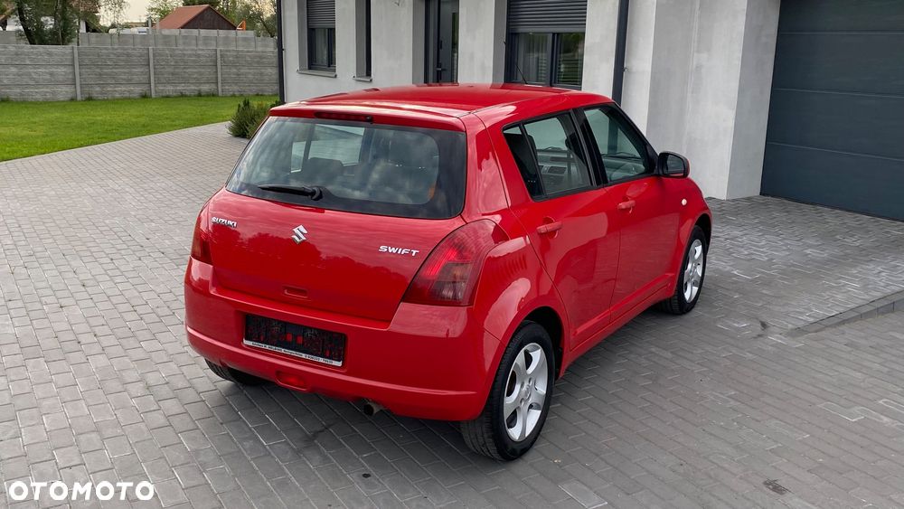 Suzuki Swift - 12