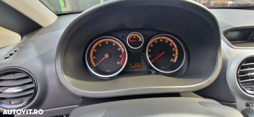 Opel Corsa 1.4 16V Edition - 15