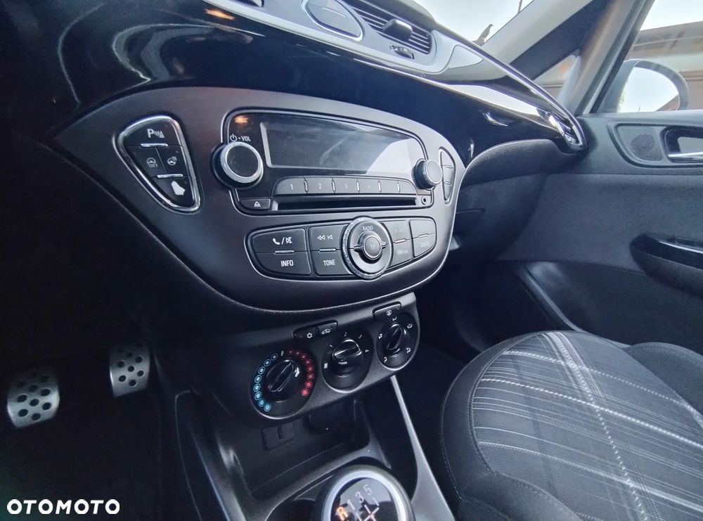 Opel Corsa 1.4 Enjoy - 32