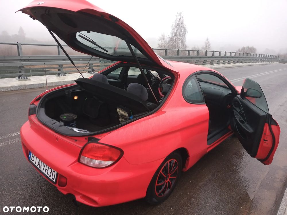 Hyundai Coupe - 15