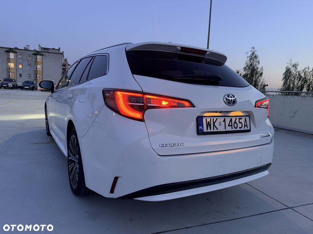 Toyota Corolla - 5