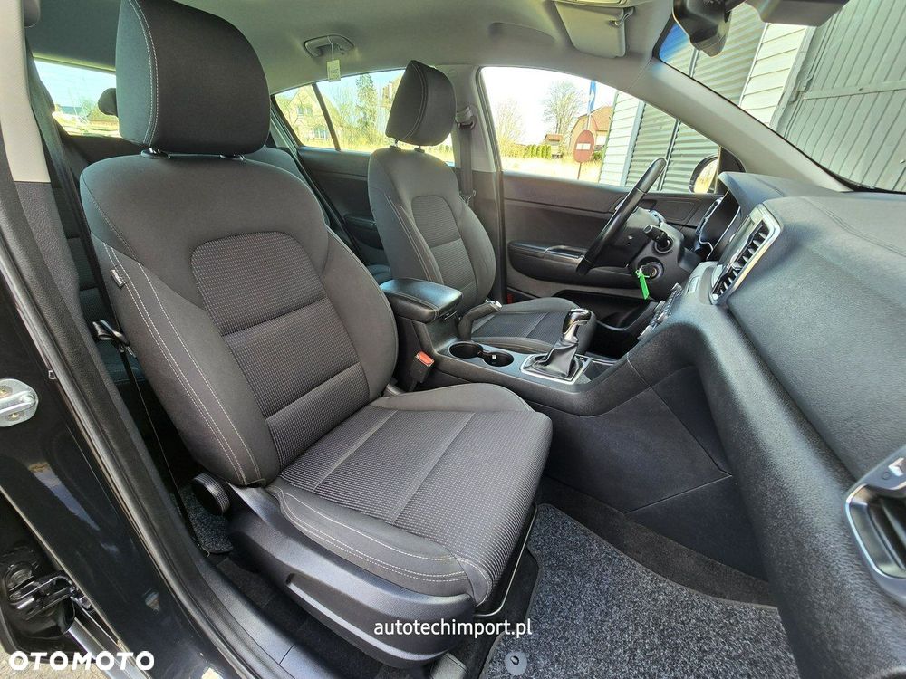 Kia Sportage 1.7 CRDI 2WD ISG Spirit - 19