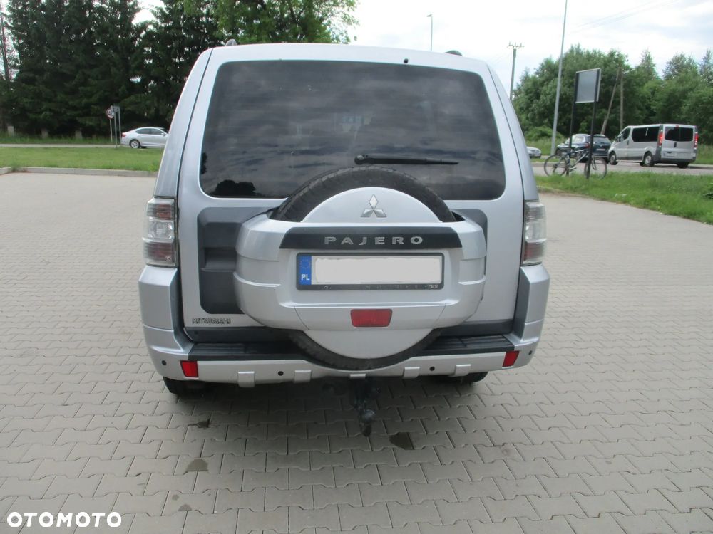 Mitsubishi Pajero 3.2 DID Invite - 14