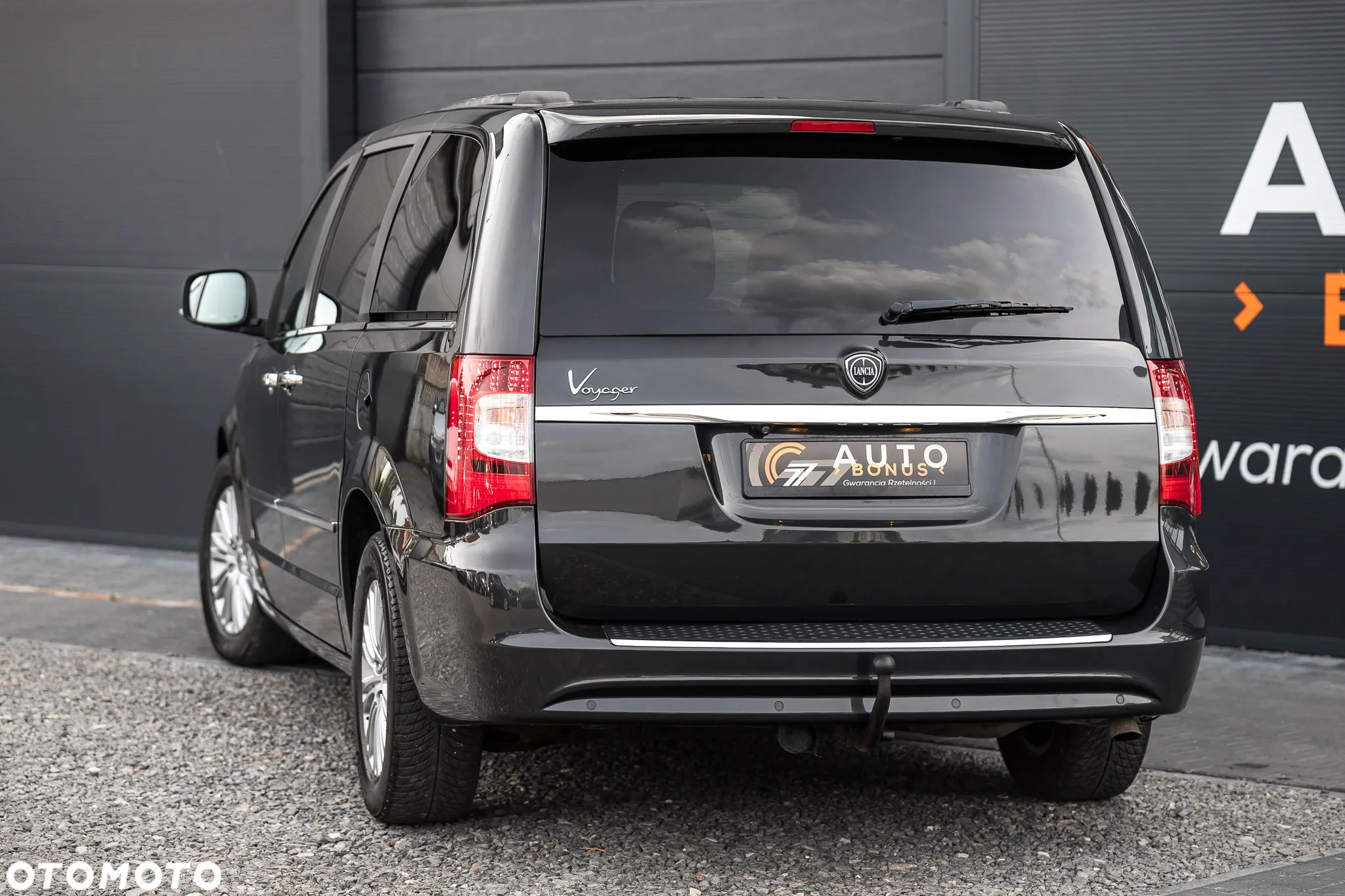 Lancia Voyager - 10