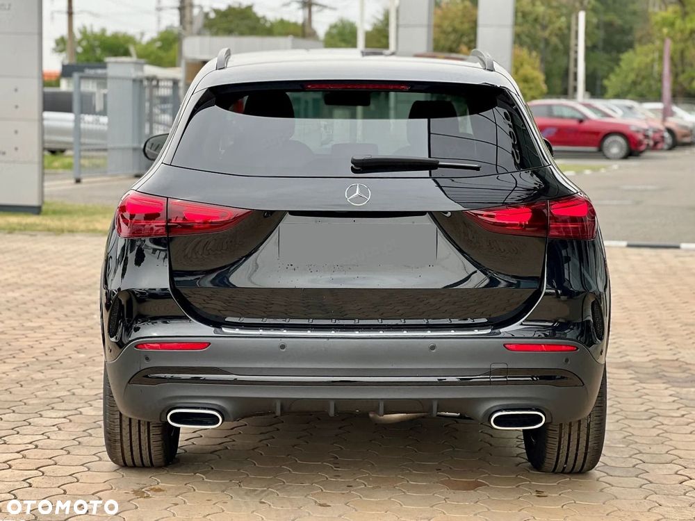 Mercedes-Benz GLA 200 4-Matic AMG Line - 5