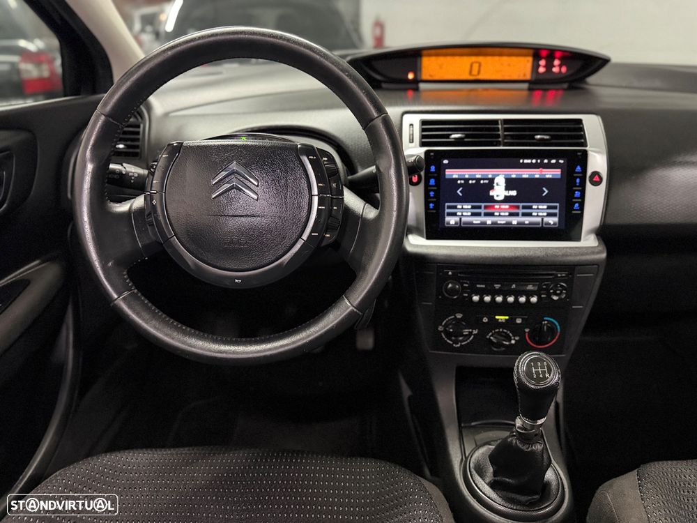 Citroën C4 1.6 HDi Exclusive - 16