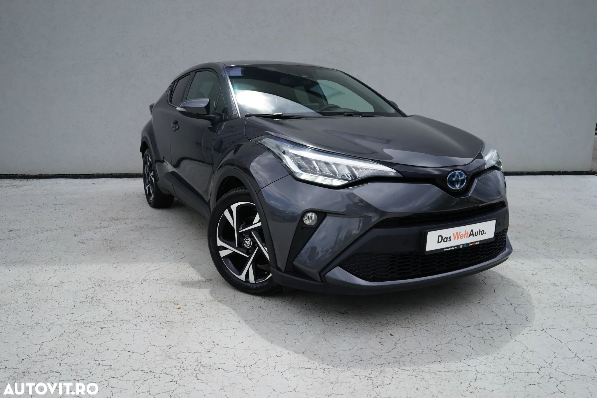 Toyota C-HR - 8