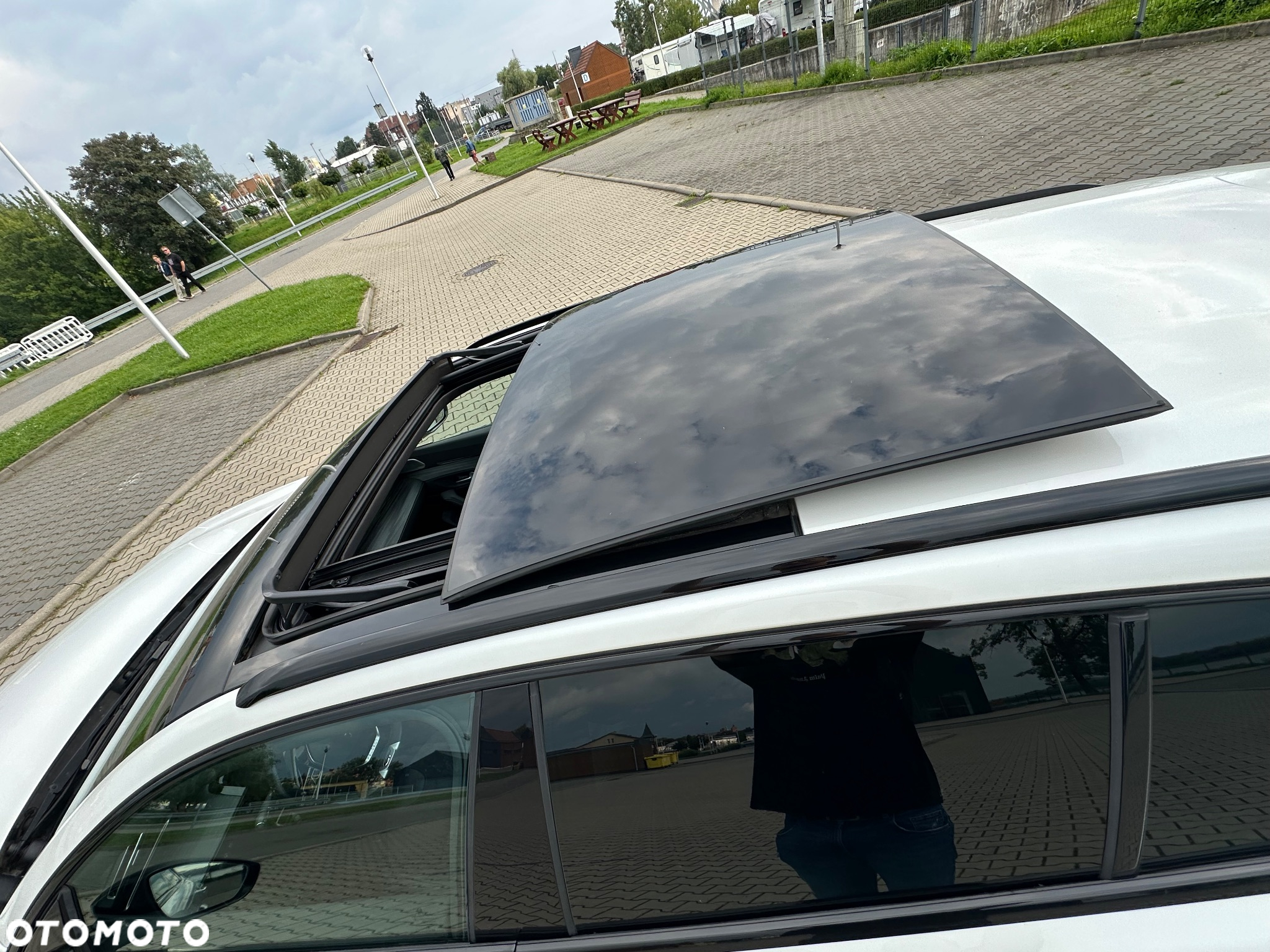Peugeot 508 SW Plug-In Hybrid 225 e-EAT8 GT - 12