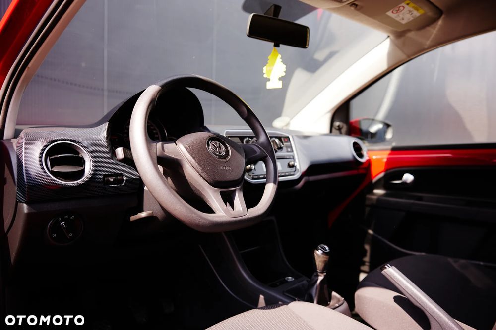 Volkswagen up! 1.0 move - 13