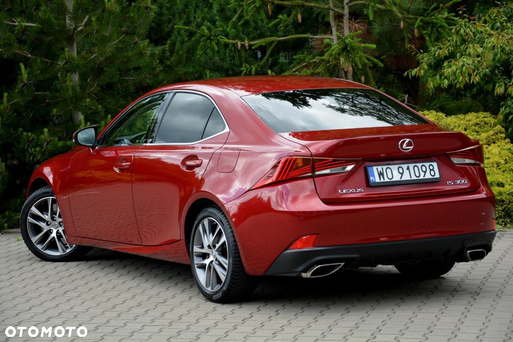 Lexus IS 200t / 300 Prestige - 17