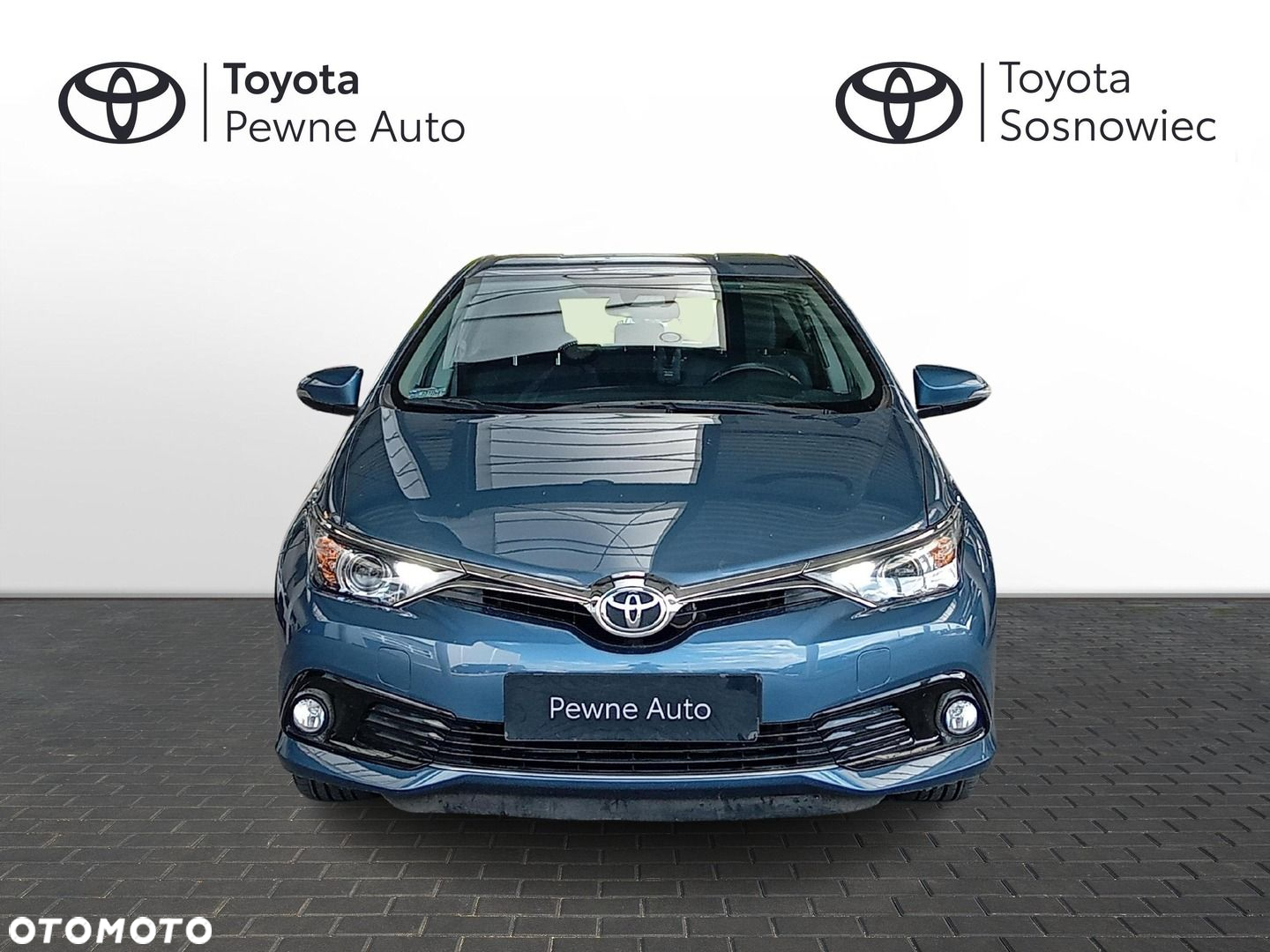 Toyota Auris - 10