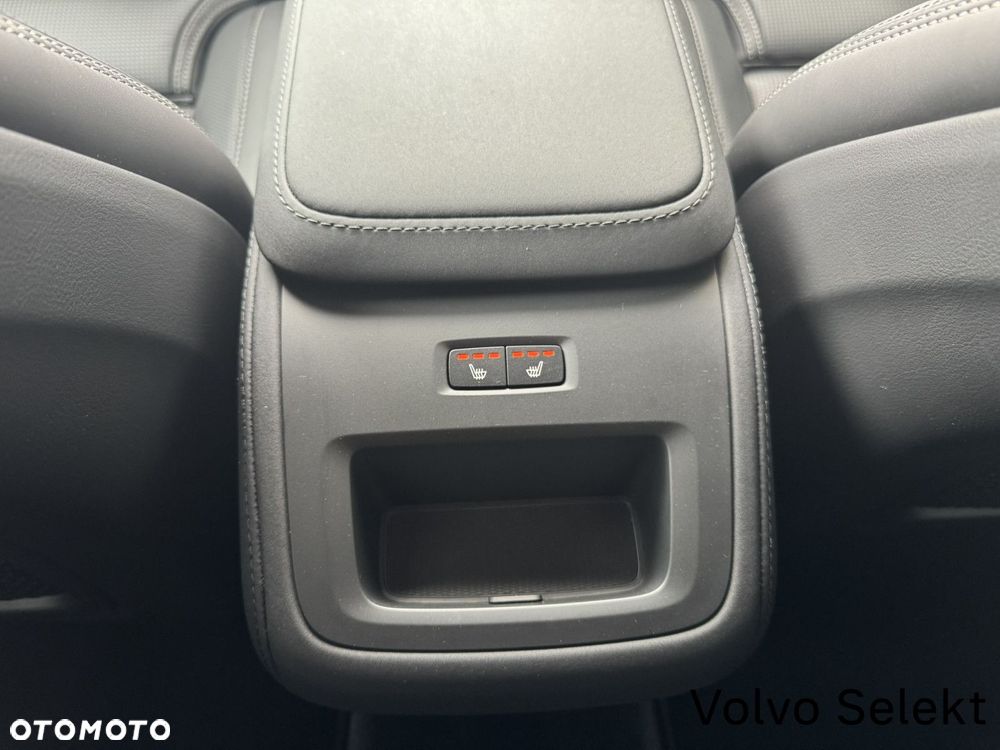 Volvo XC 90 B5 B AWD Plus Bright 7os - 28