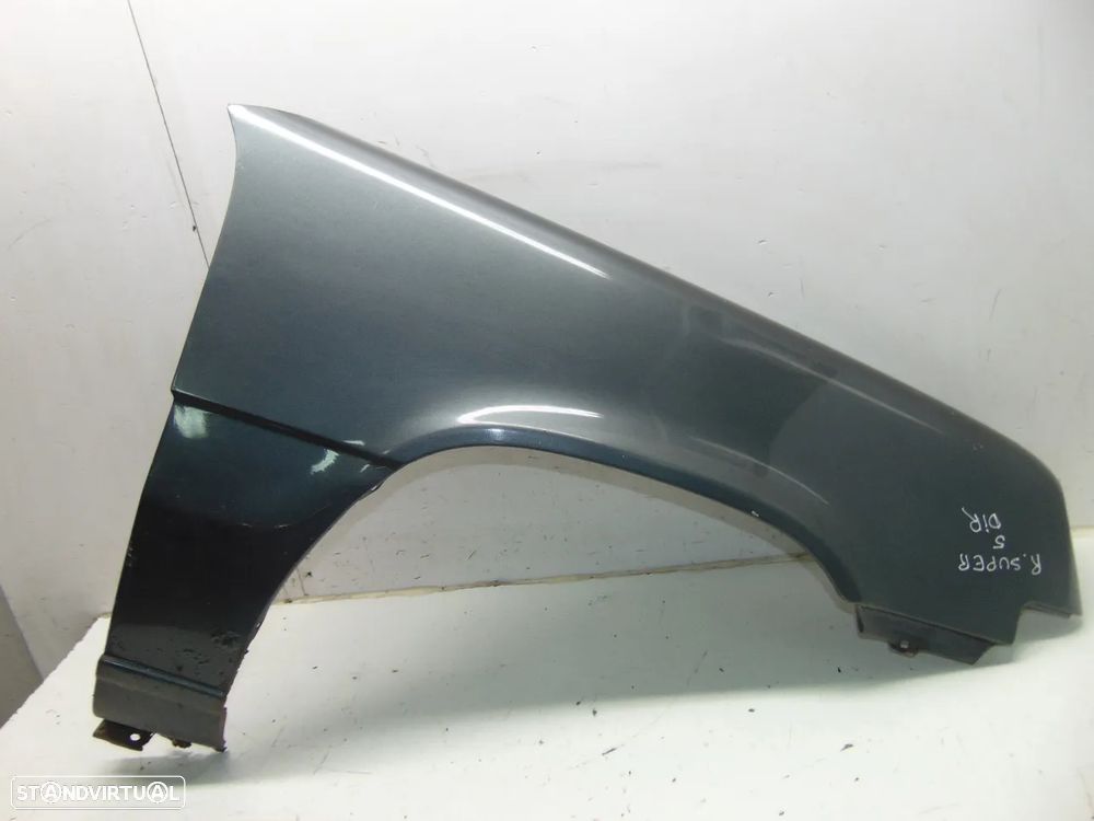 Renault Super 5 guarda lamas - 2