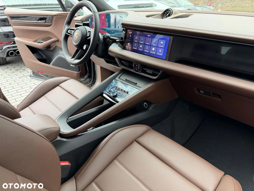 Porsche Macan - 13