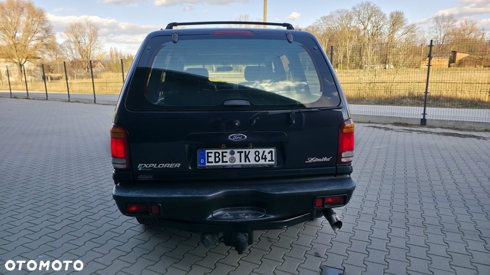 Ford Explorer - 14
