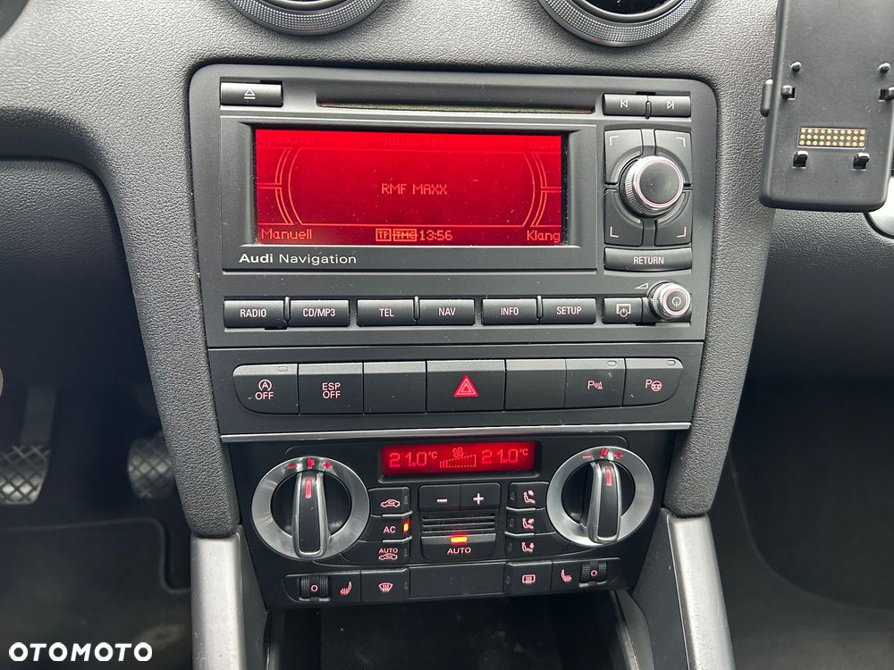 Audi A3 Sportback 2.0 TDI DPF S line Sportpaket - 24