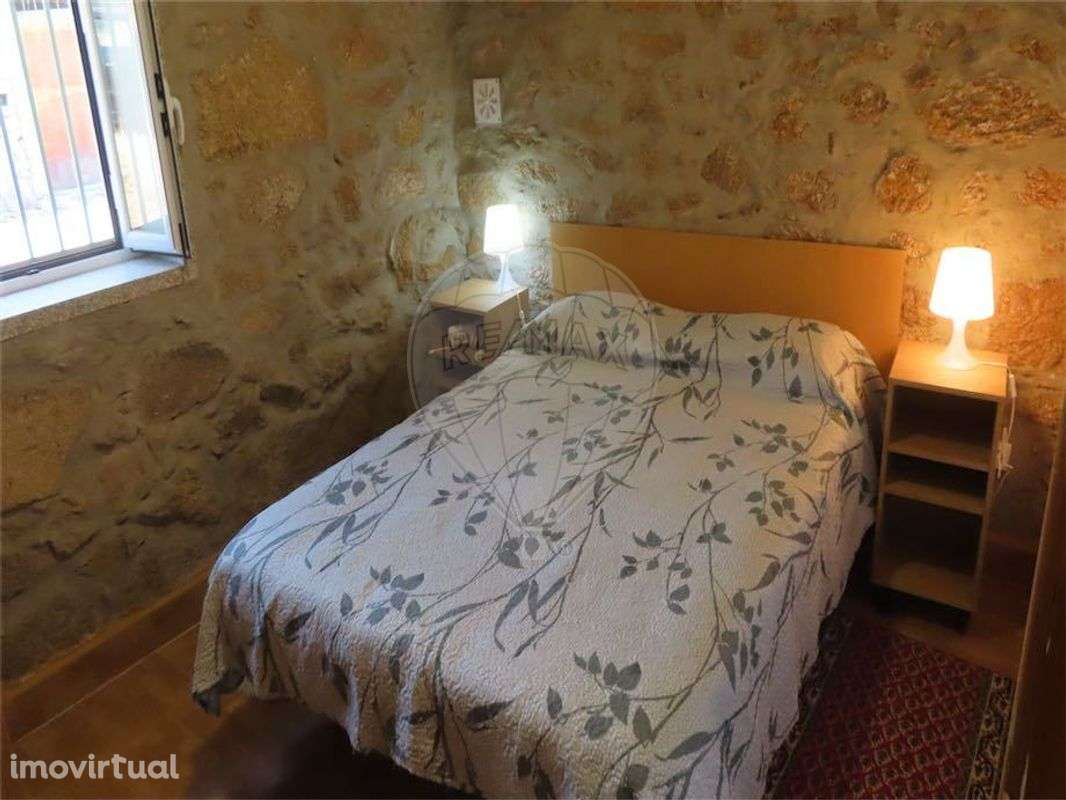 Moradia T1 para venda - Grande imagem: 3/23