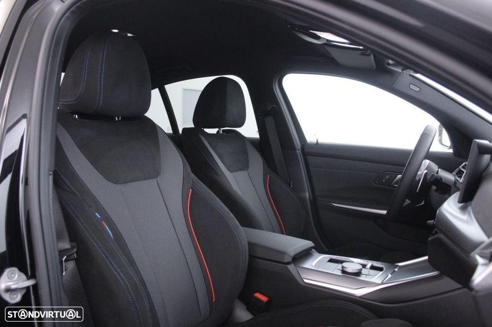 BMW 330 e Pack Desportivo M Auto - 15