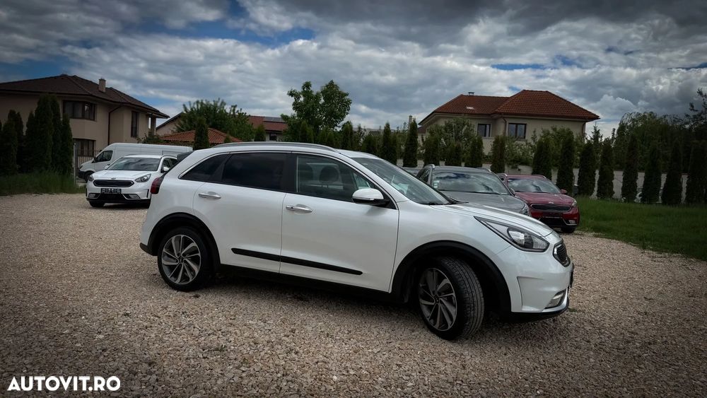 Kia Niro 1.6 GDI 2WD Aut. Edition 7 - 3