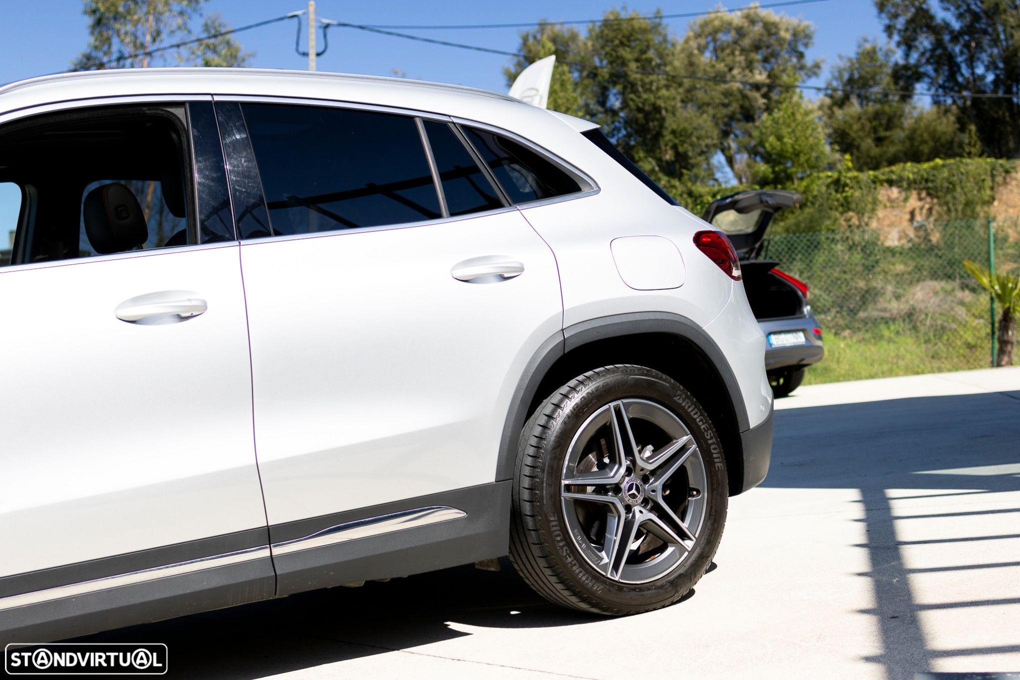 Mercedes-Benz GLA 250 e AMG Line - 11
