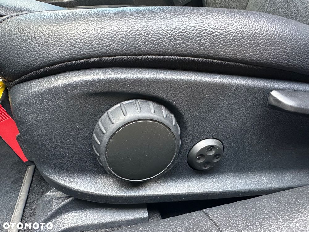 Mercedes-Benz CLA 180 d 8G-DCT Progressive Line Advanced - 26