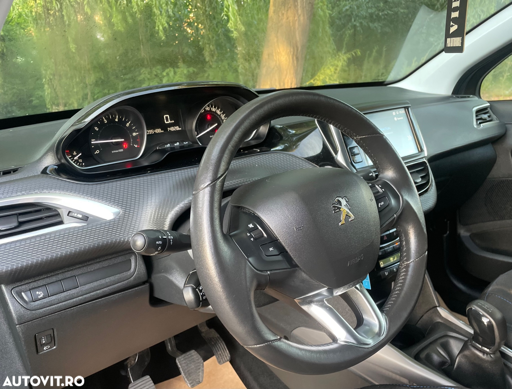 Peugeot 2008 PureTech 100 Stop&Start Allure Pack - 15