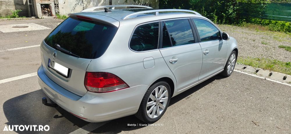Volkswagen Golf 2.0 TDI DPF DSG Exclusive - 3