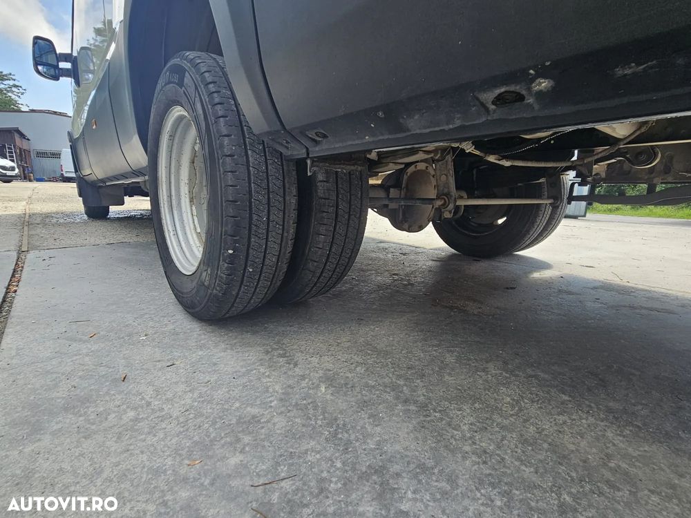 Iveco Massif - 11