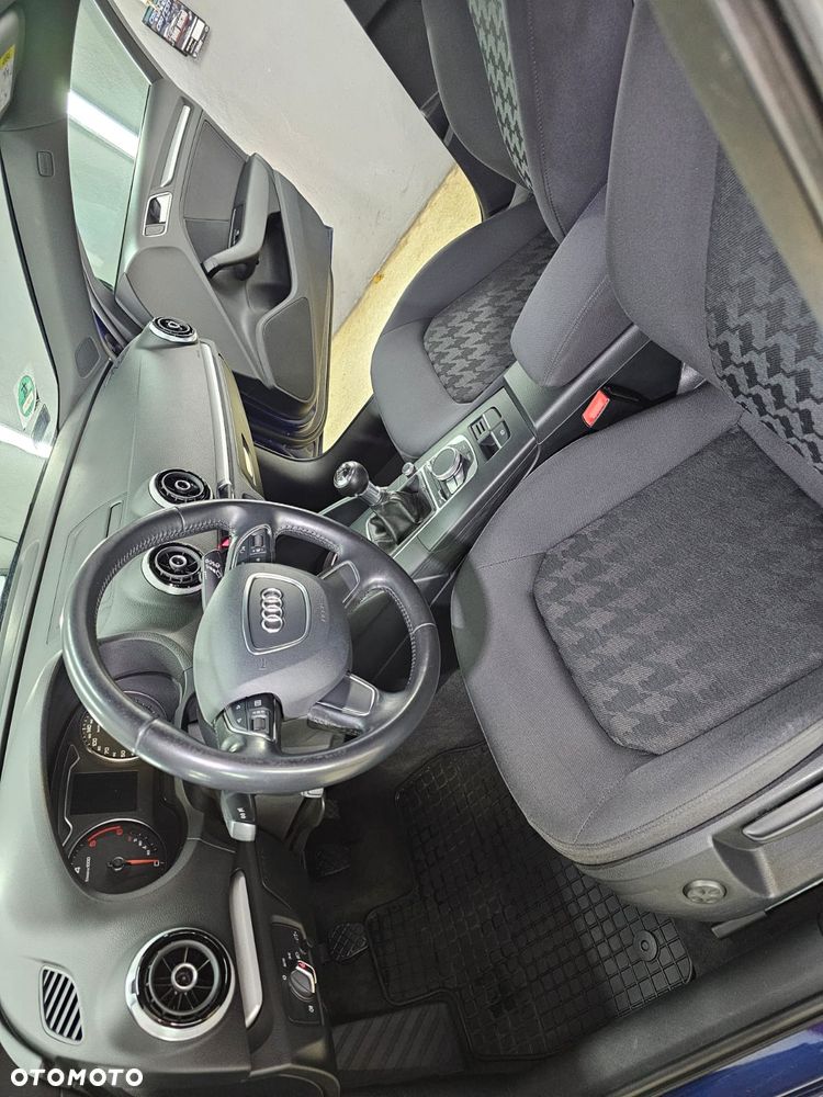 Audi A3 Sportback 1.6 TDI clean diesel Ambiente - 7