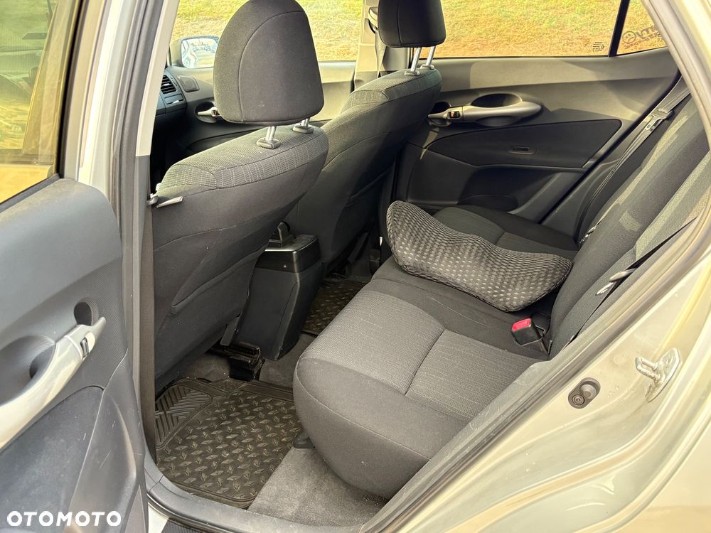Toyota Auris 2.0 D-4D Prestige - 14
