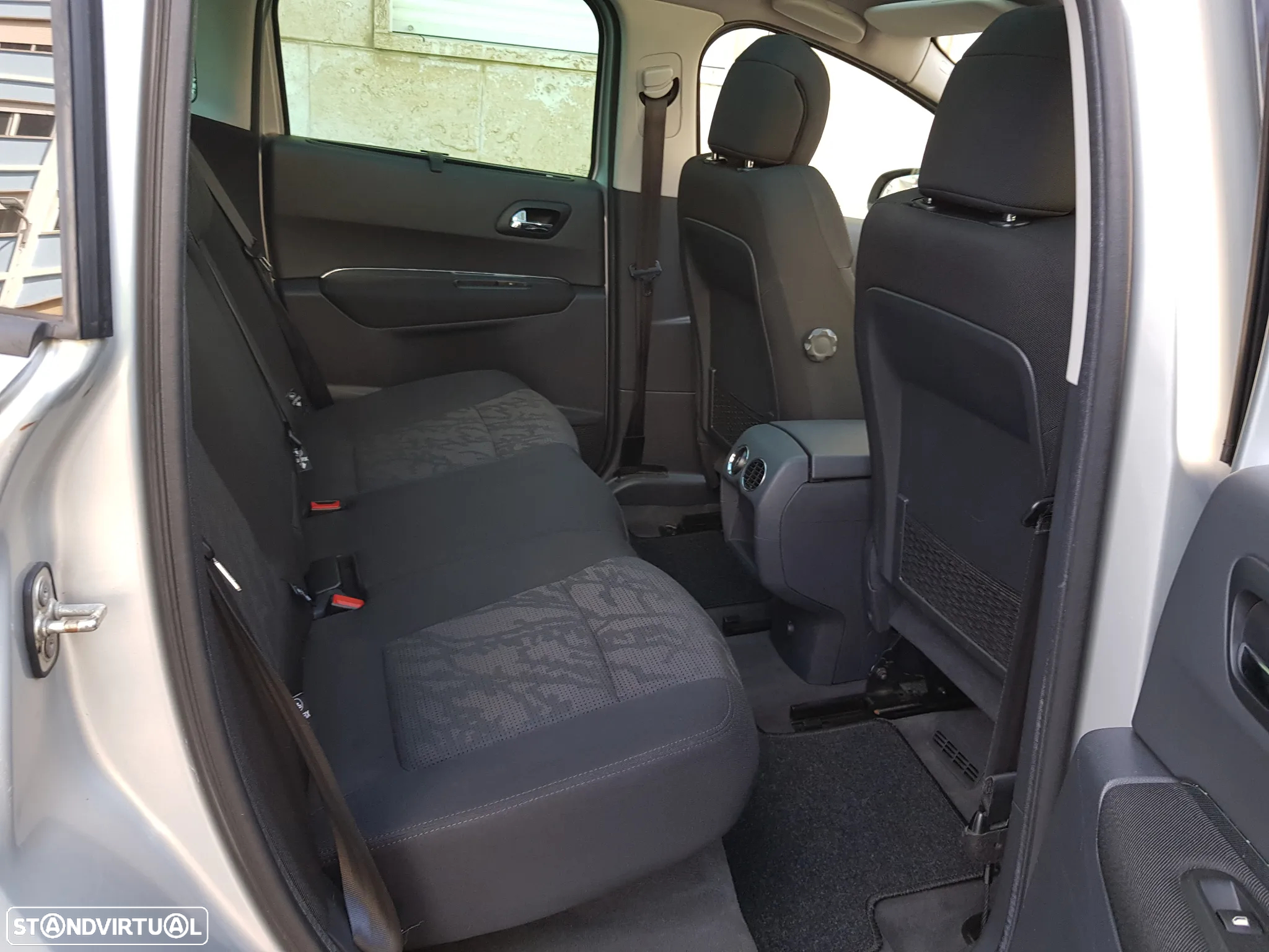 Peugeot 3008 1.6 HDi Sport - 20