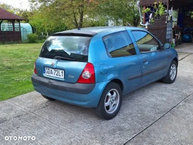 Renault Clio 1.2 16V 75 Collection - 4