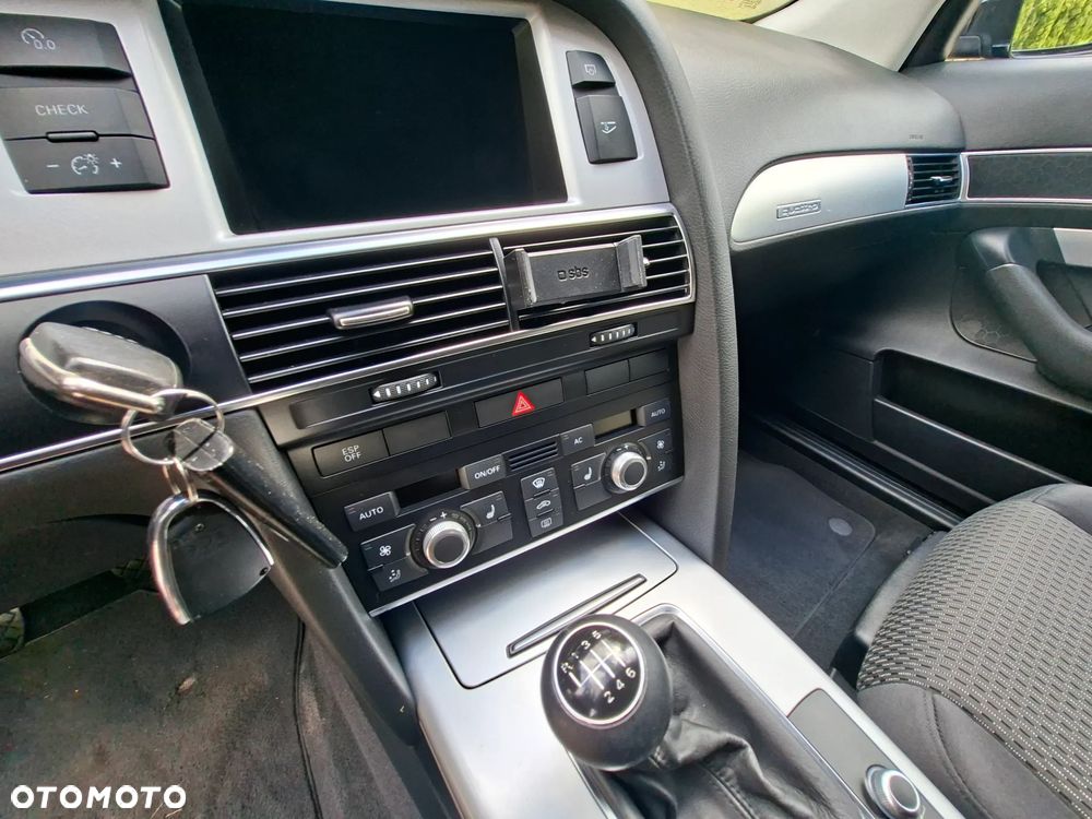 Audi A6 Avant - 14