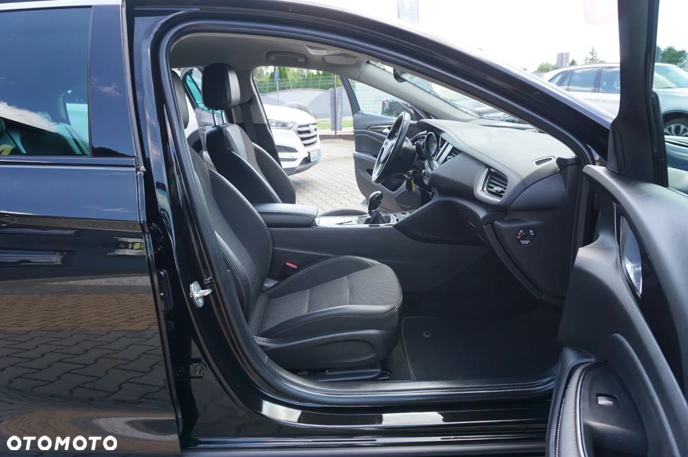 Opel Insignia 1.5 ECOTEC Direct Inj Turbo Business Innovation - 25