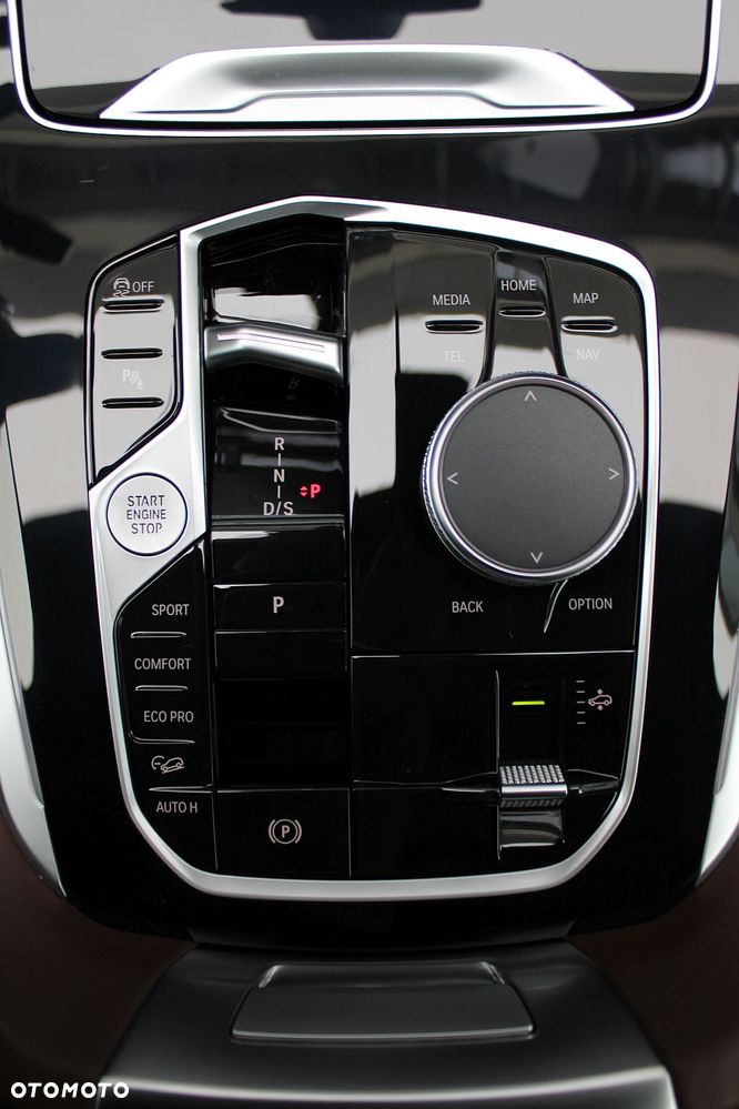 BMW X5 xDrive40d mHEV sport - 23