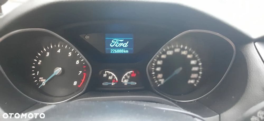 Ford Focus 1.6 Ambiente Start - 8