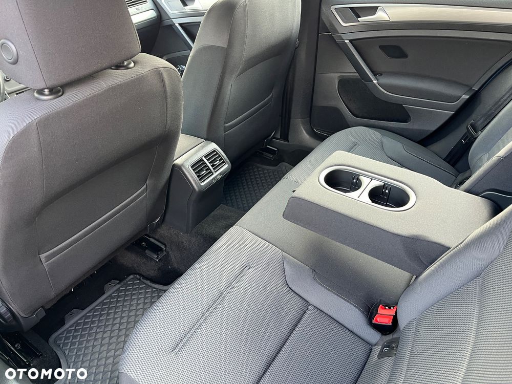 Volkswagen Golf VII 1.6 TDI BMT Highline - 11