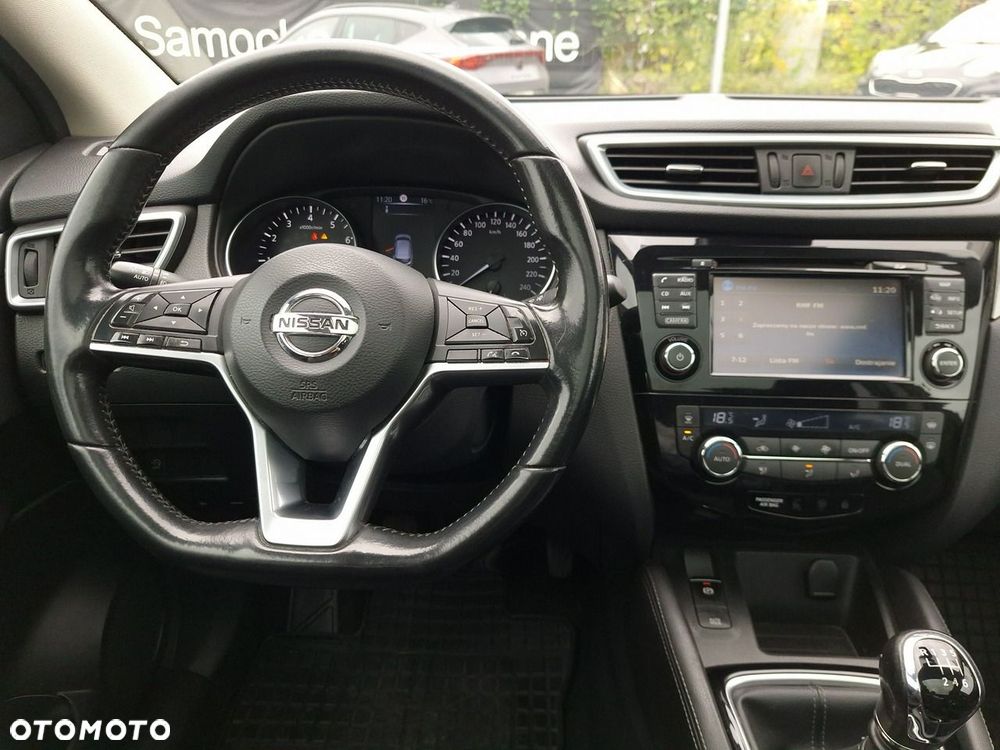 Nissan Qashqai 1.6 DIG-T N-Connecta - 19